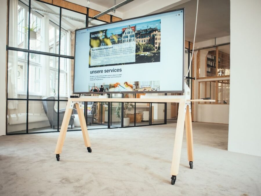 Launchlabs Greenhouse Plaza